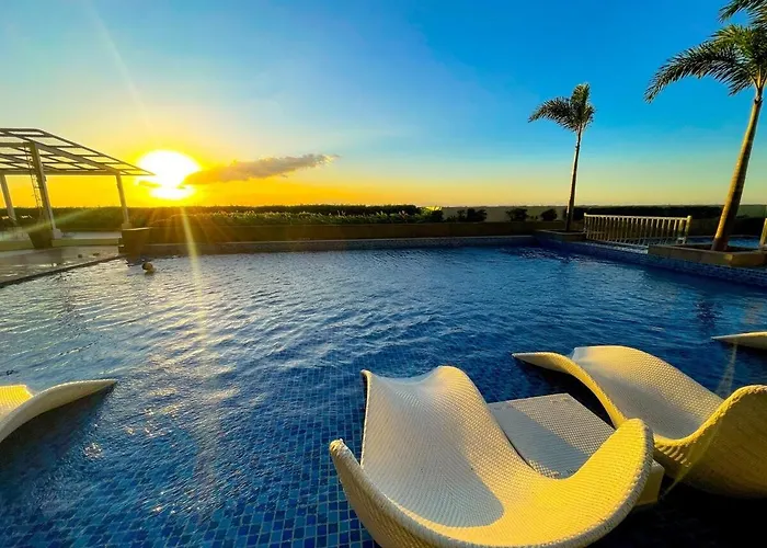 Luxury Near Okada And Solaire *